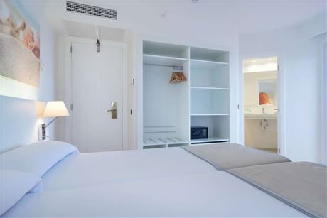 THB Maria Isabel Hotel