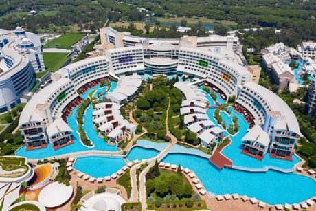 Cornelia Diamond Golf Belek Hotel